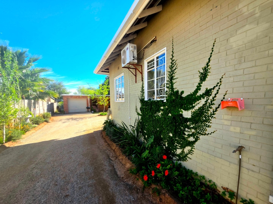3 Bedroom Property for Sale in Die Rand Northern Cape